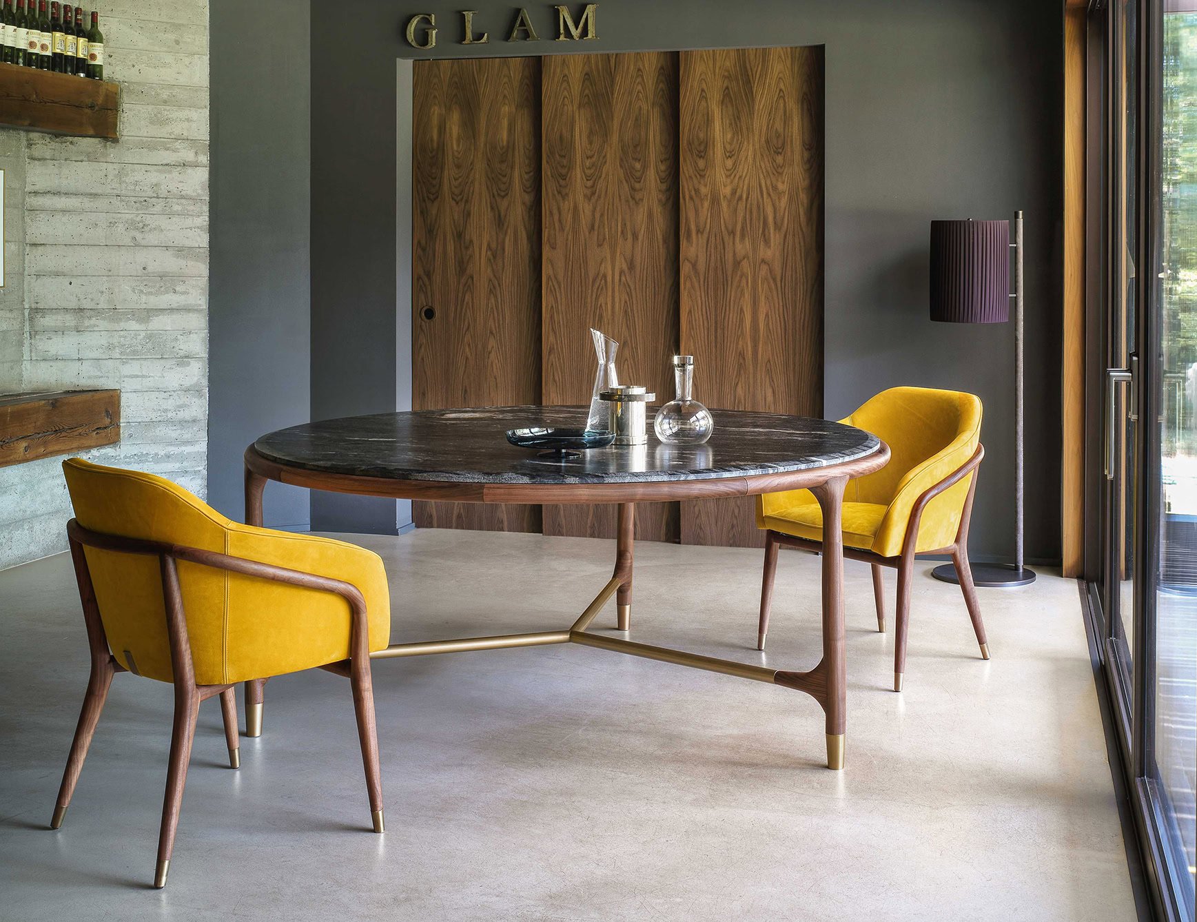 Elisee - Round marble dining table with Nero Marquina finish and wooden base