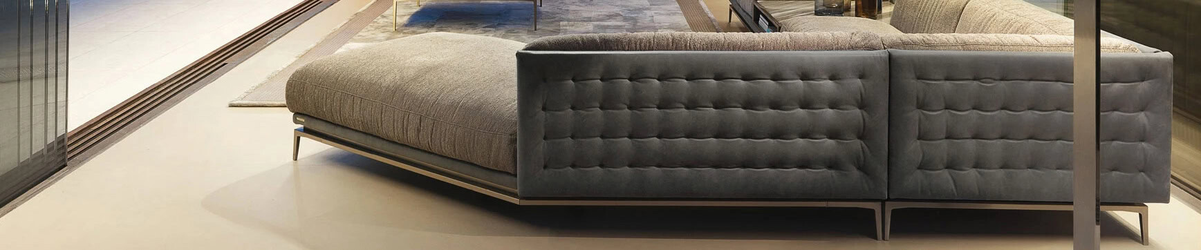 Sectional fabric sofa with quilted backrest and metal legs